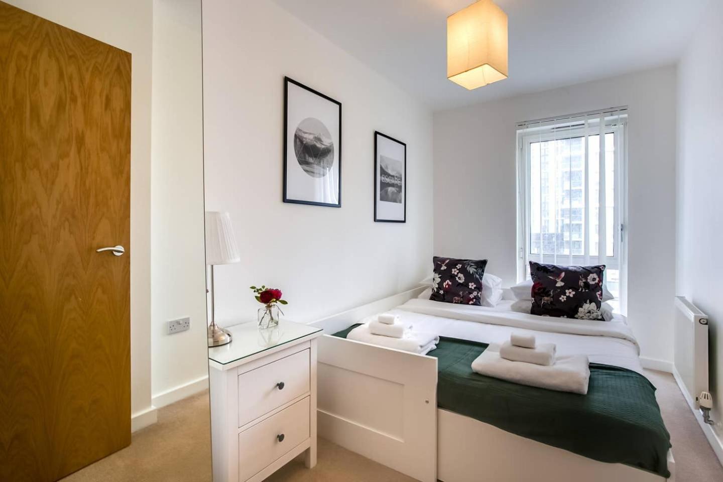 Guestready - Comfort By The Thames, W/ Balcony Londra Dış mekan fotoğraf