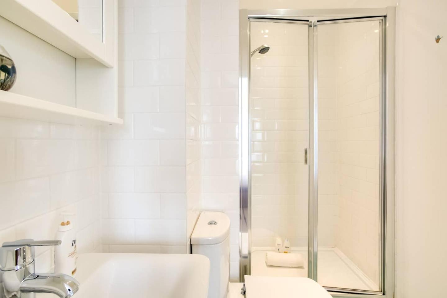 Guestready - Comfort By The Thames, W/ Balcony Londra Dış mekan fotoğraf